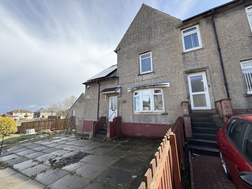 Property photo 2 of 28