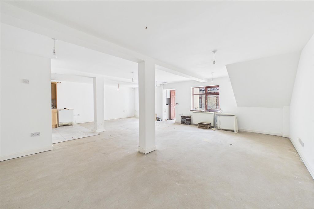 Additional image 22 of 4 bed flat for saleHighridge Road, Bishopsworth, Bristol BS13