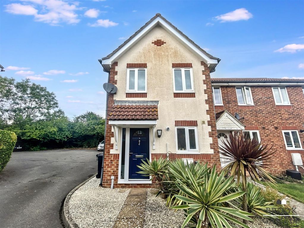 Property photo 1 of 20 01323 438506