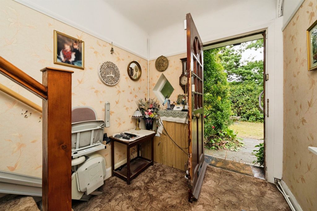 Property photo 3 of 16