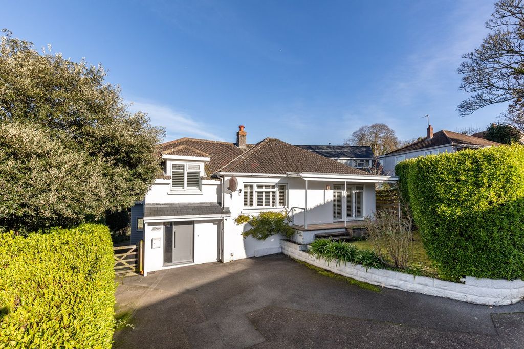 Property photo 1 of 35