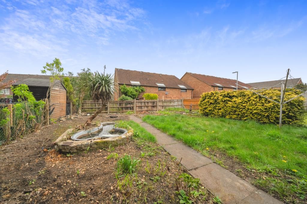 Property photo 2 of 23 Garden