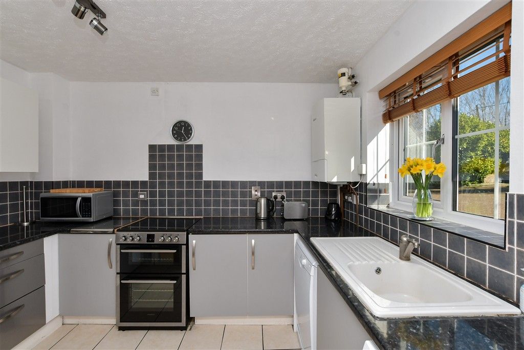 Property photo 2 of 13 Kitchen
