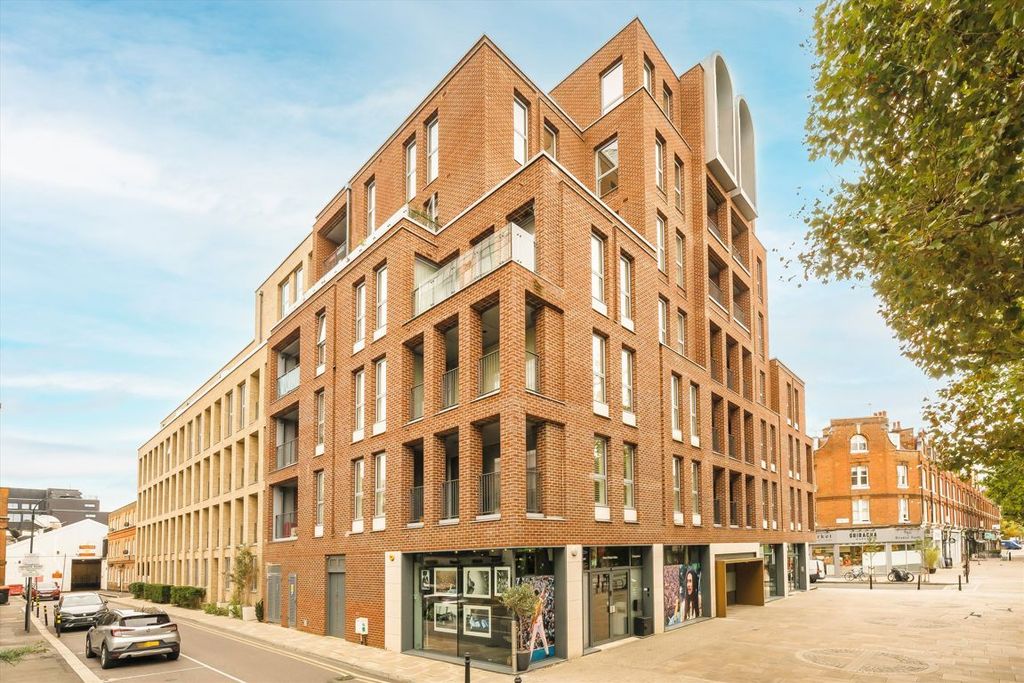 Property photo 1 of 7