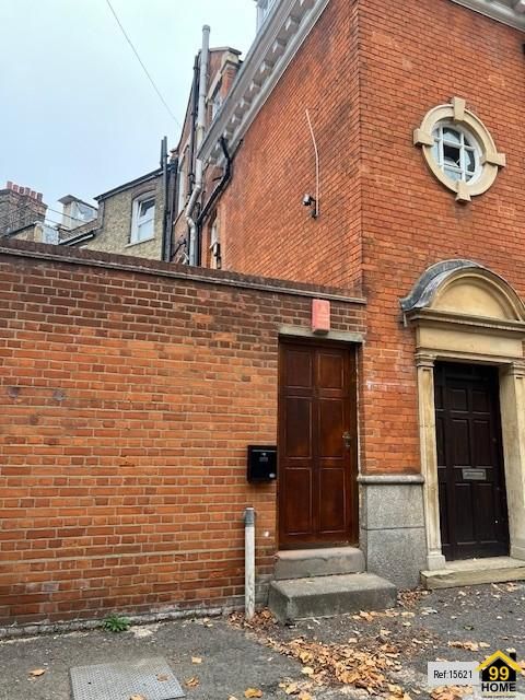 Property photo 1 of 12 Photo 0