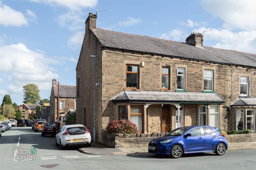 Property photo 1 of 15 Alkincoats Road