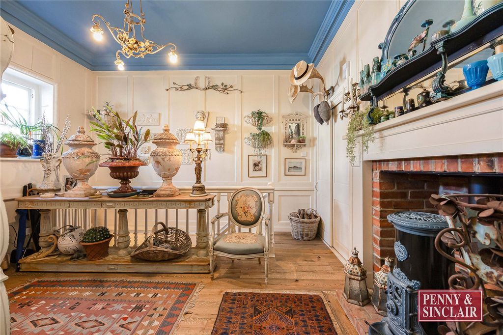 Additional image 5 of 3 bed terraced house to rentRegatta Short Let - Market Place RG9