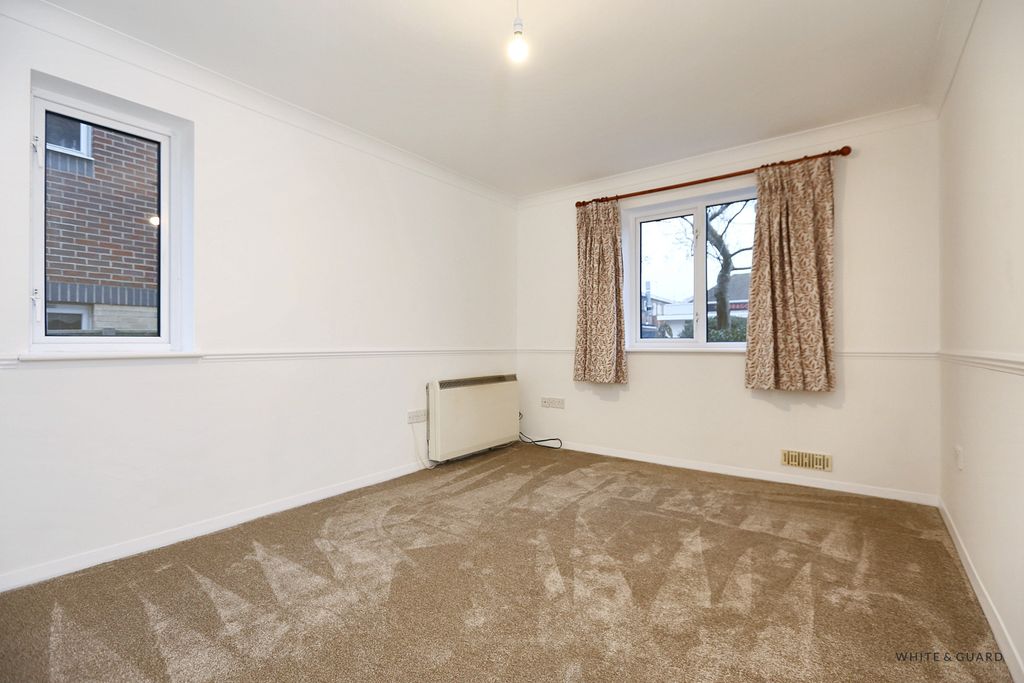 Property photo 3 of 7 Img_2528