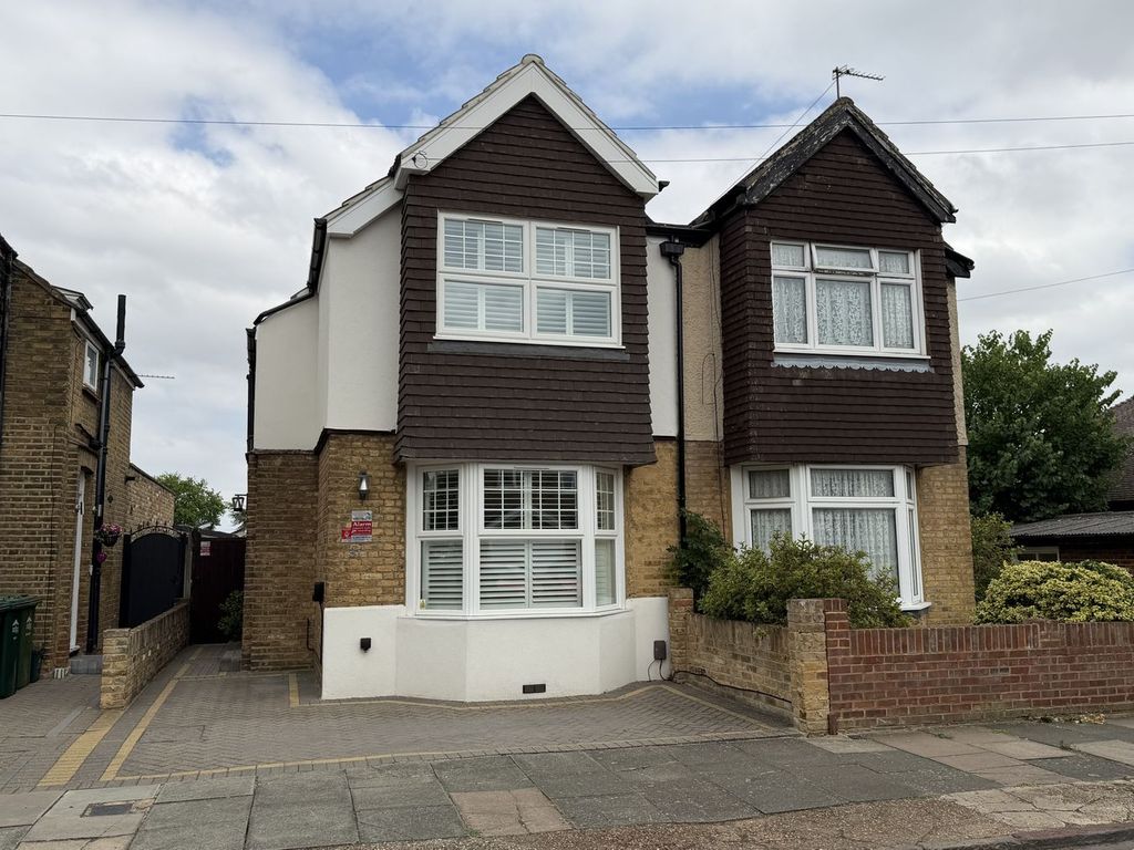 Property photo 1 of 19
