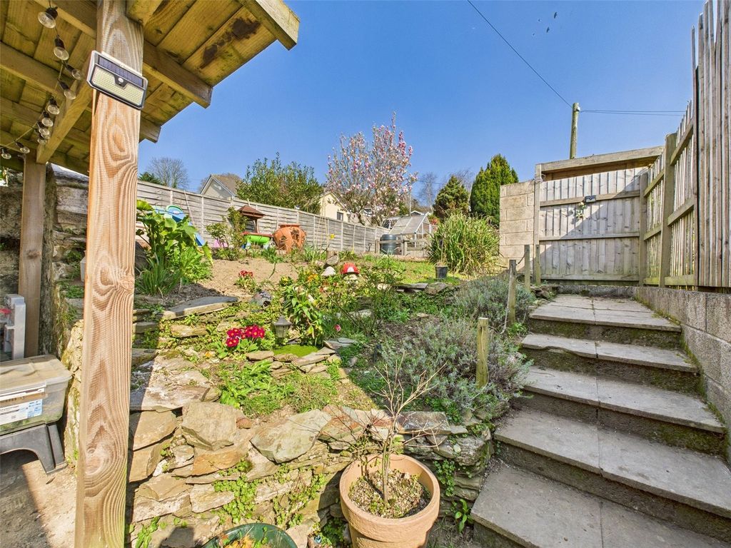 Property photo 2 of 16 Picture No. 06