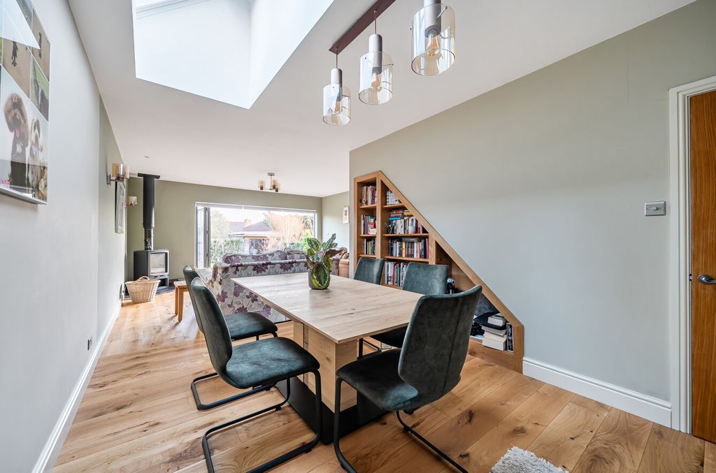 Property photo 3 of 15 1420888-27-69A882...