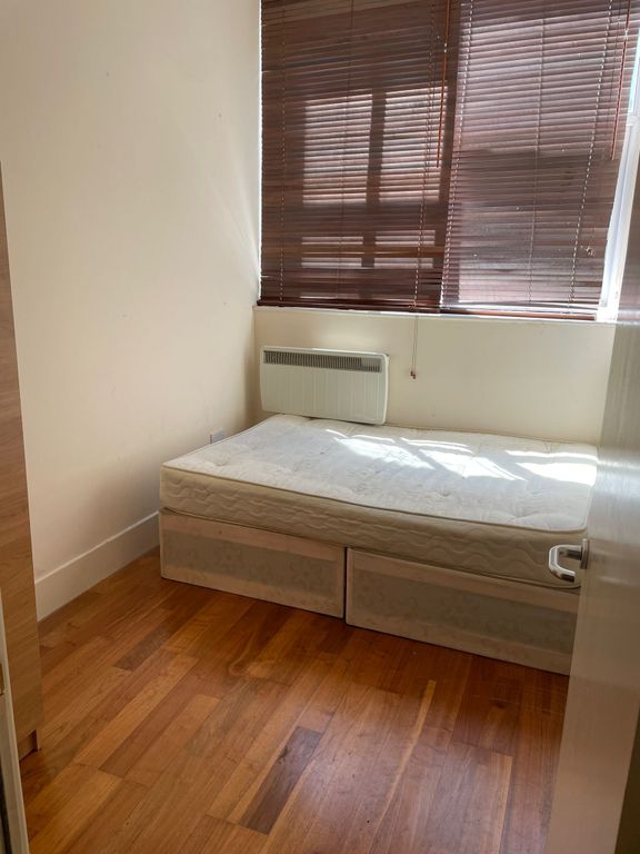 Property photo 1 of 4