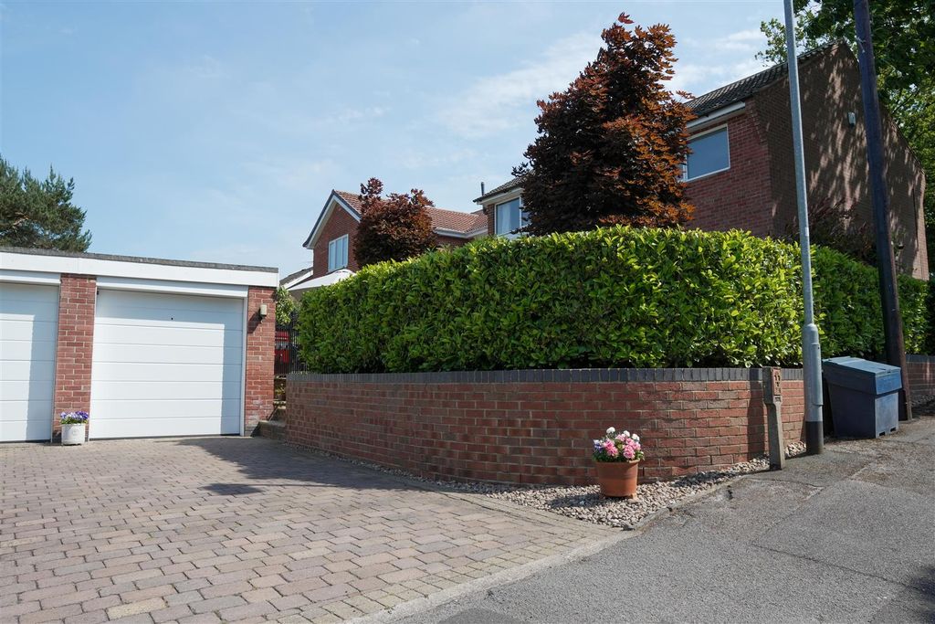 Property photo 2 of 32 1.Jpg