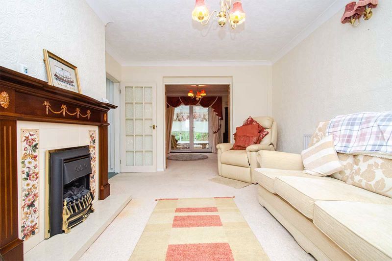 Property photo 2 of 27 Photo 12