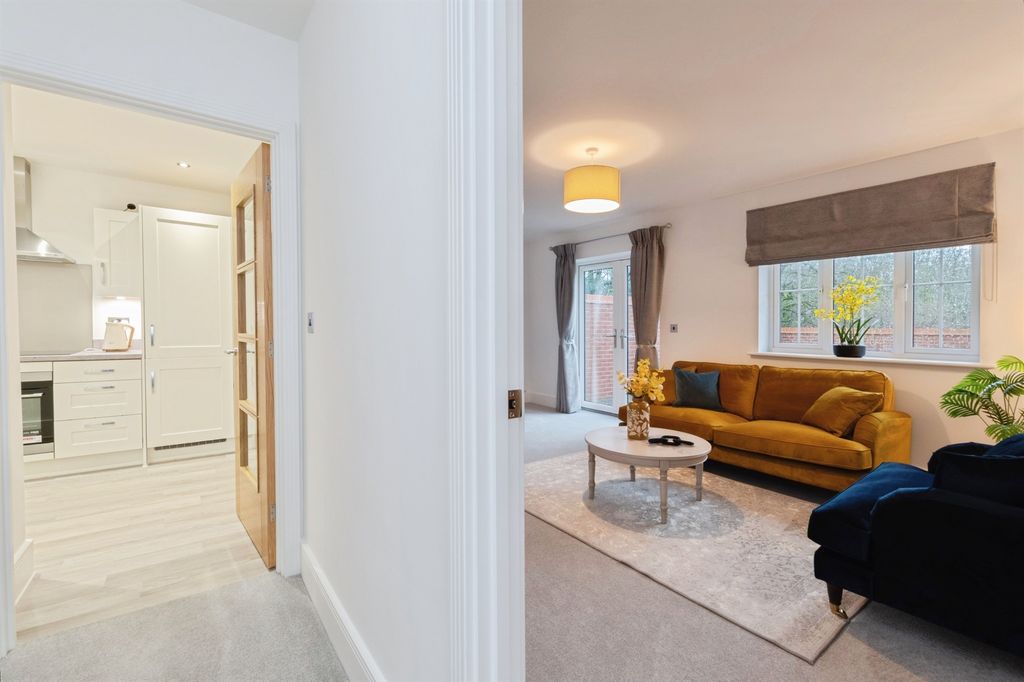 Property photo 3 of 15