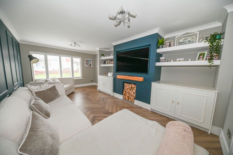 Property photo 3 of 20 Photo 7