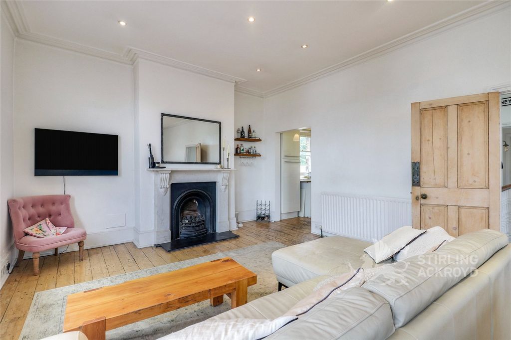 Property photo 2 of 6 Reception Room