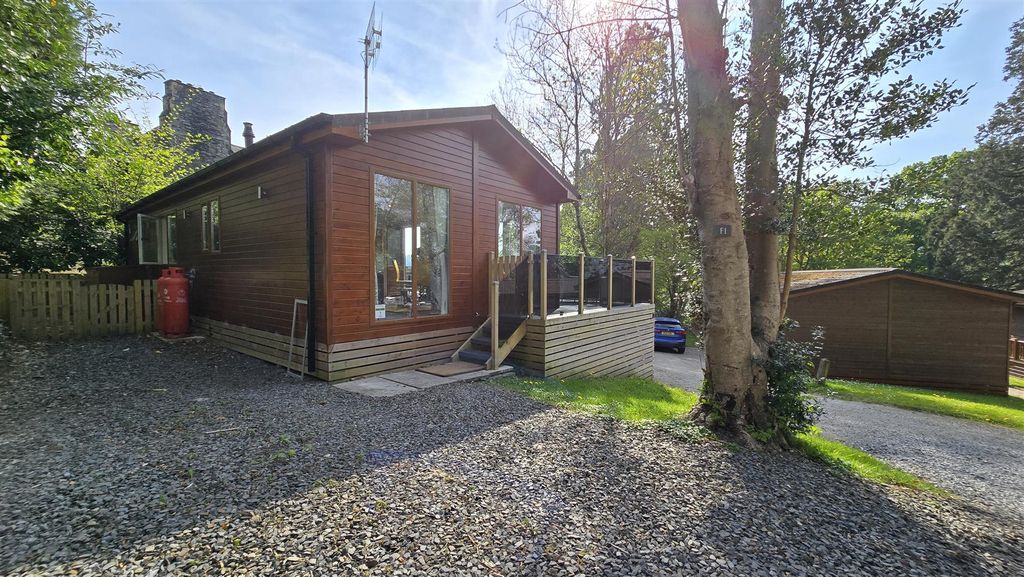 Property photo 1 of 16 Main Photo