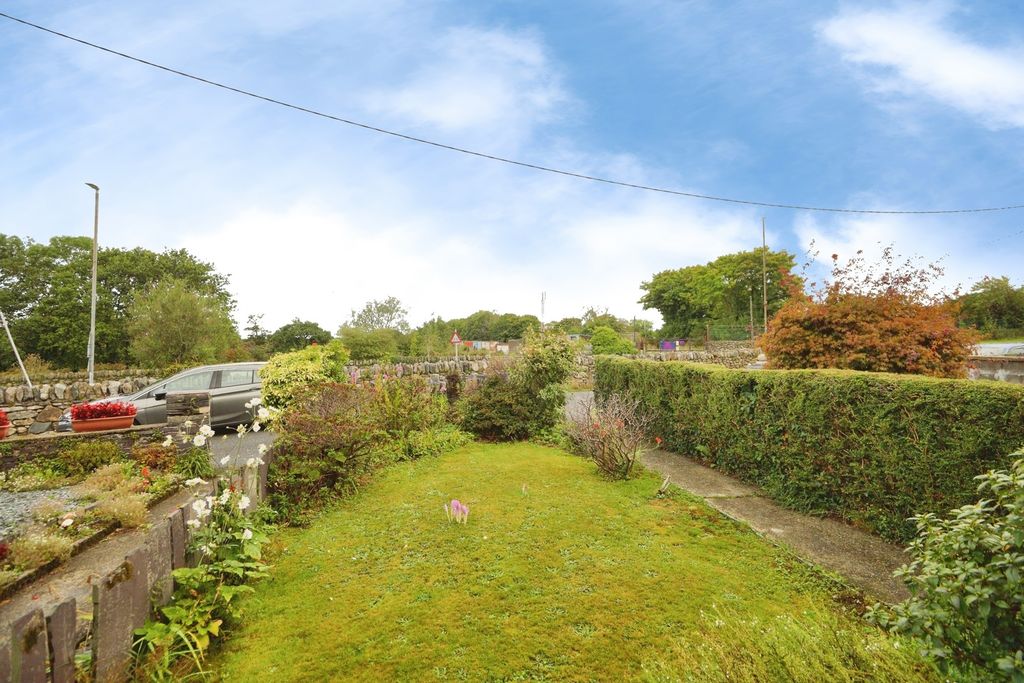 Property photo 3 of 27 Pbox-Img.Jpg