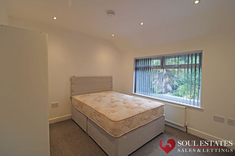 Property photo 2 of 7 Bedroom