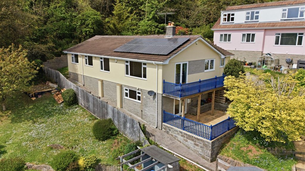 Property photo 1 of 46