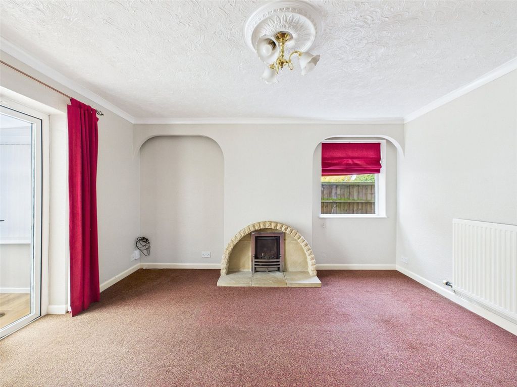 Property photo 3 of 24 Picture No. 04