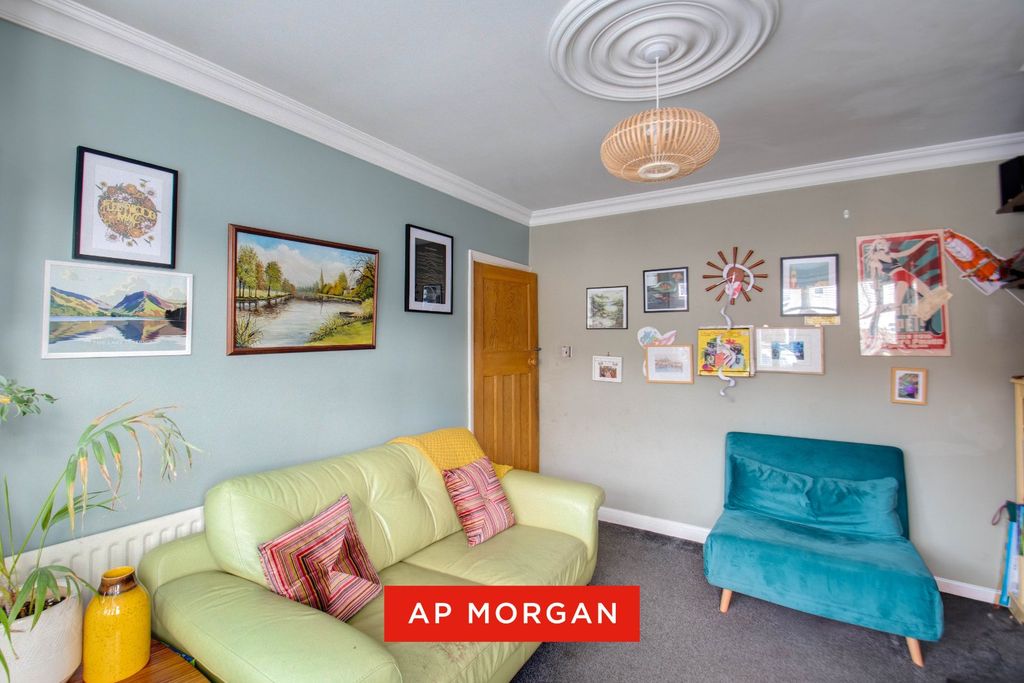 Property photo 3 of 20 Picture No. 11