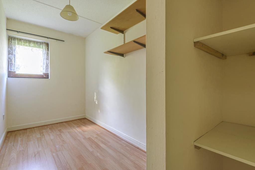 Property photo 3 of 6 Bedroom 2