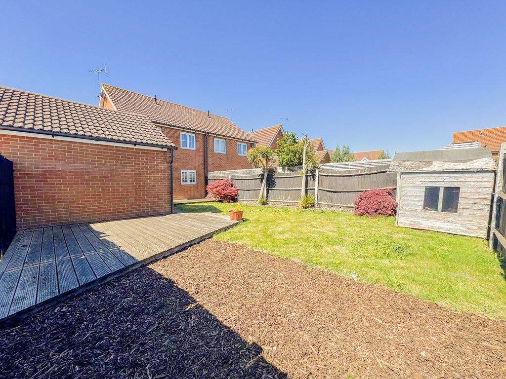 Property photo 2 of 17