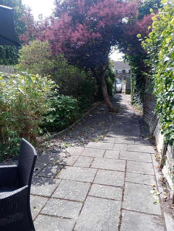 Property photo 2 of 3 94 St Judes Garden 1.Jpg