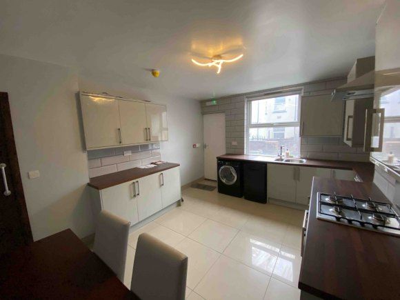 Property photo 2 of 15 7567152.Jpg