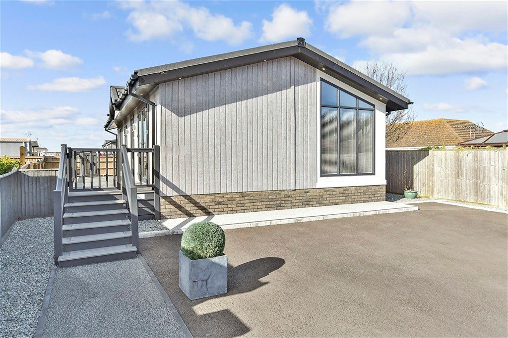 Property photo 1 of 14 External (Web)