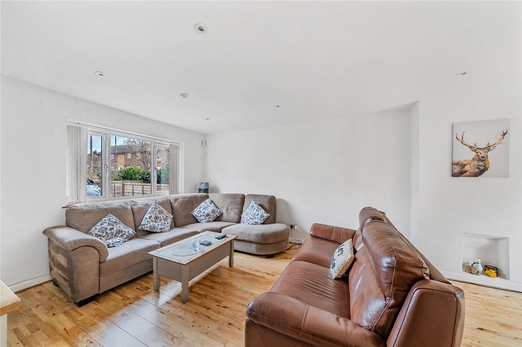 Property photo 2 of 10 Picture No. 03