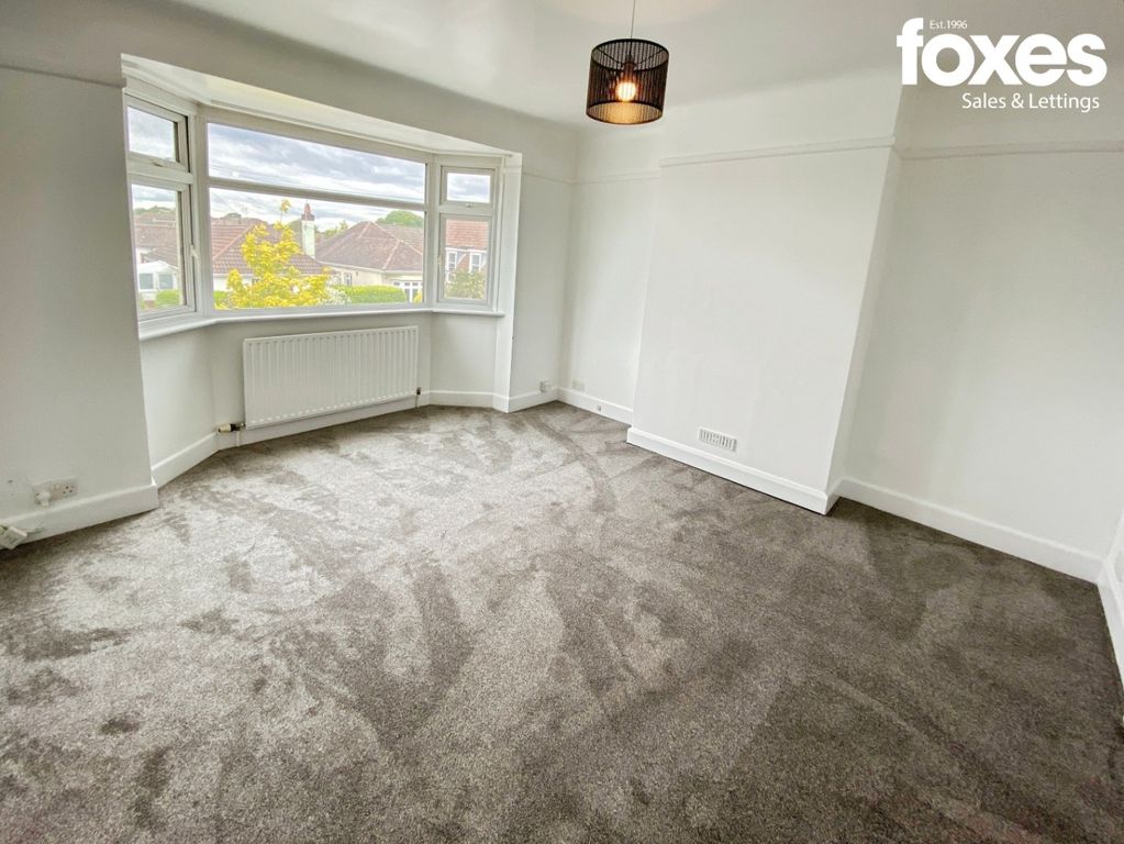Property photo 3 of 9 3912004