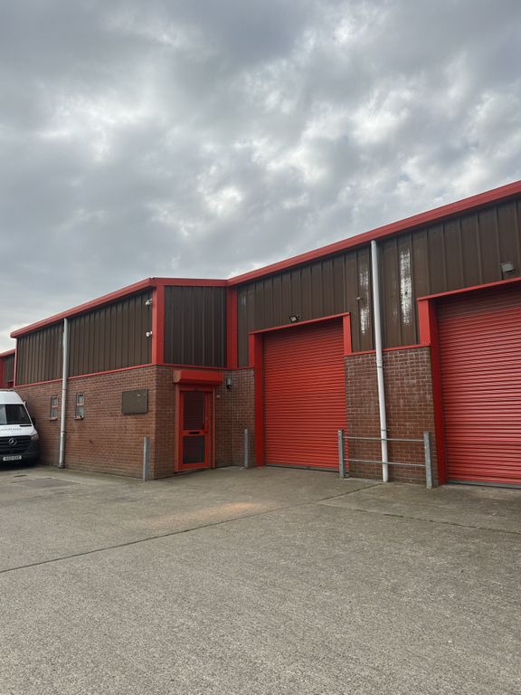 Property photo 1 of 3