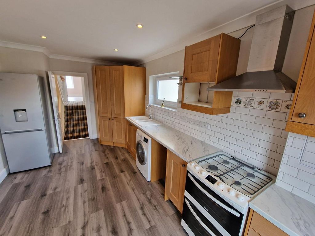 Property photo 2 of 8 1.Jpg