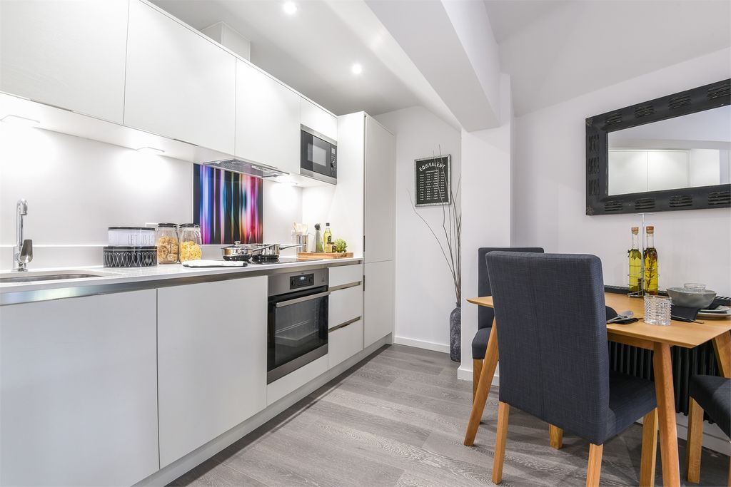 Property photo 3 of 8 Picture 03