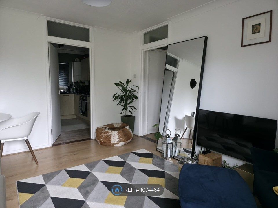 Property photo 1 of 9 Living Space ( For Inspiration)