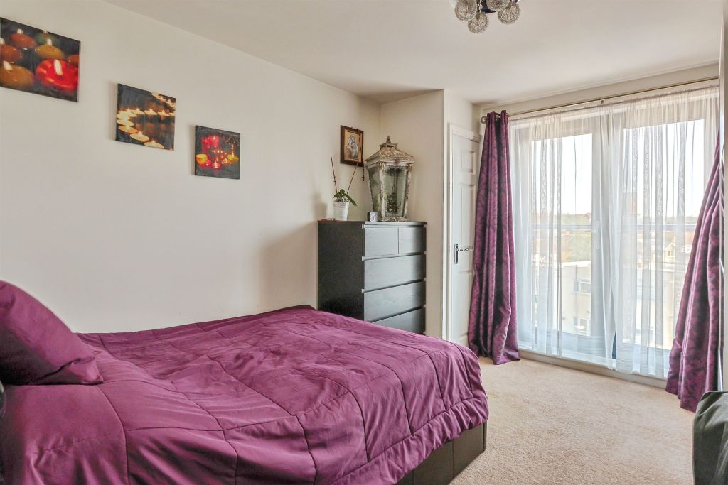 Property photo 3 of 18