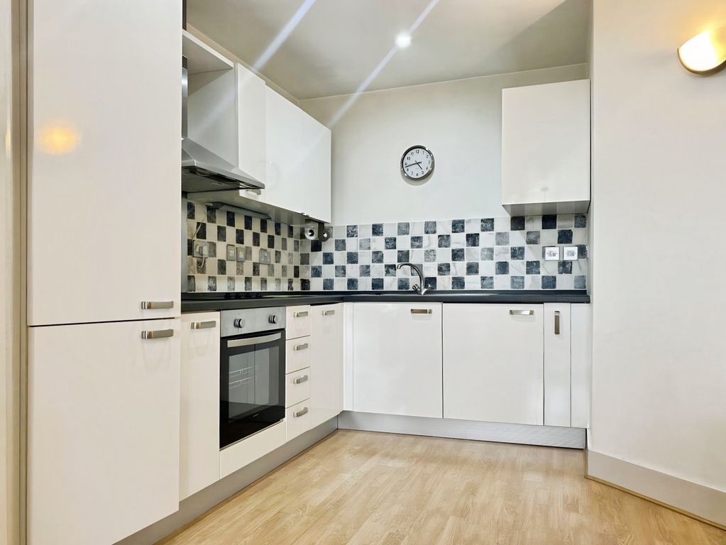 Property photo 3 of 16