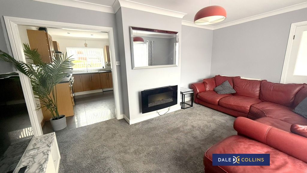 Property photo 2 of 18 Photo 6