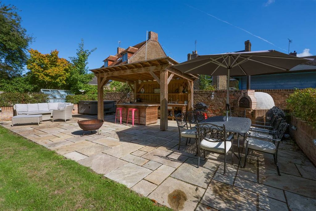 Property photo 3 of 43