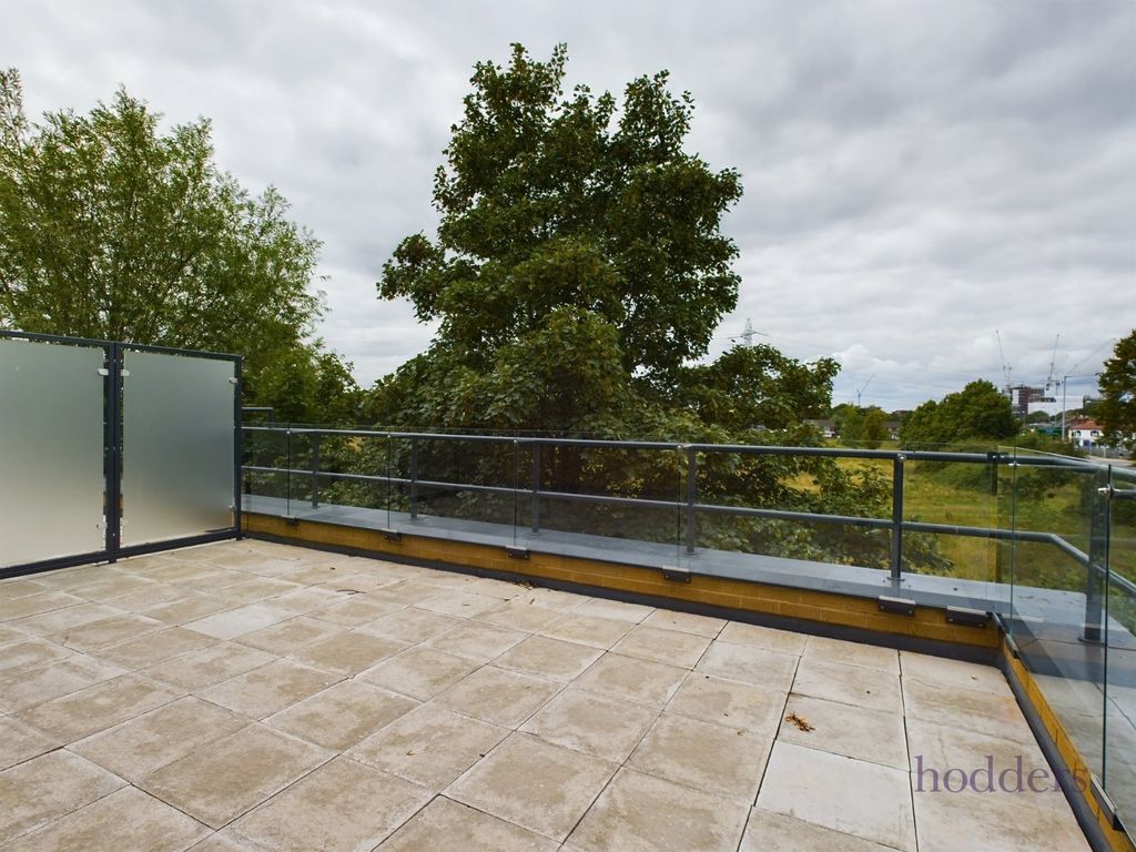 Property photo 2 of 10 Picture No. 03