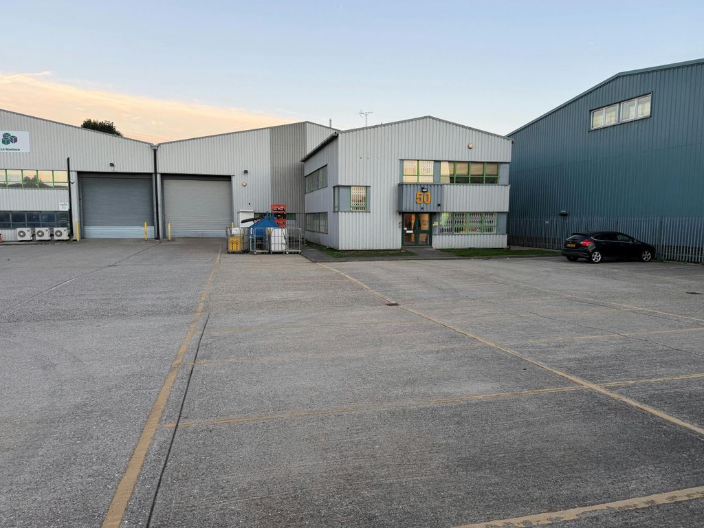 Property photo 1 of 3 50 Milford Commercial Estate - Exterior