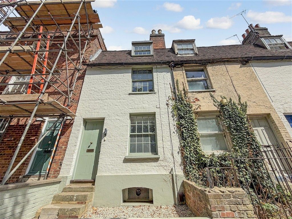 Property photo 1 of 12 Front