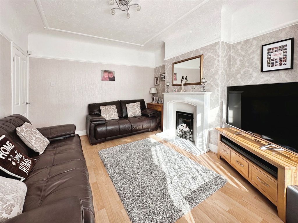 Property photo 3 of 14 Picture No. 09