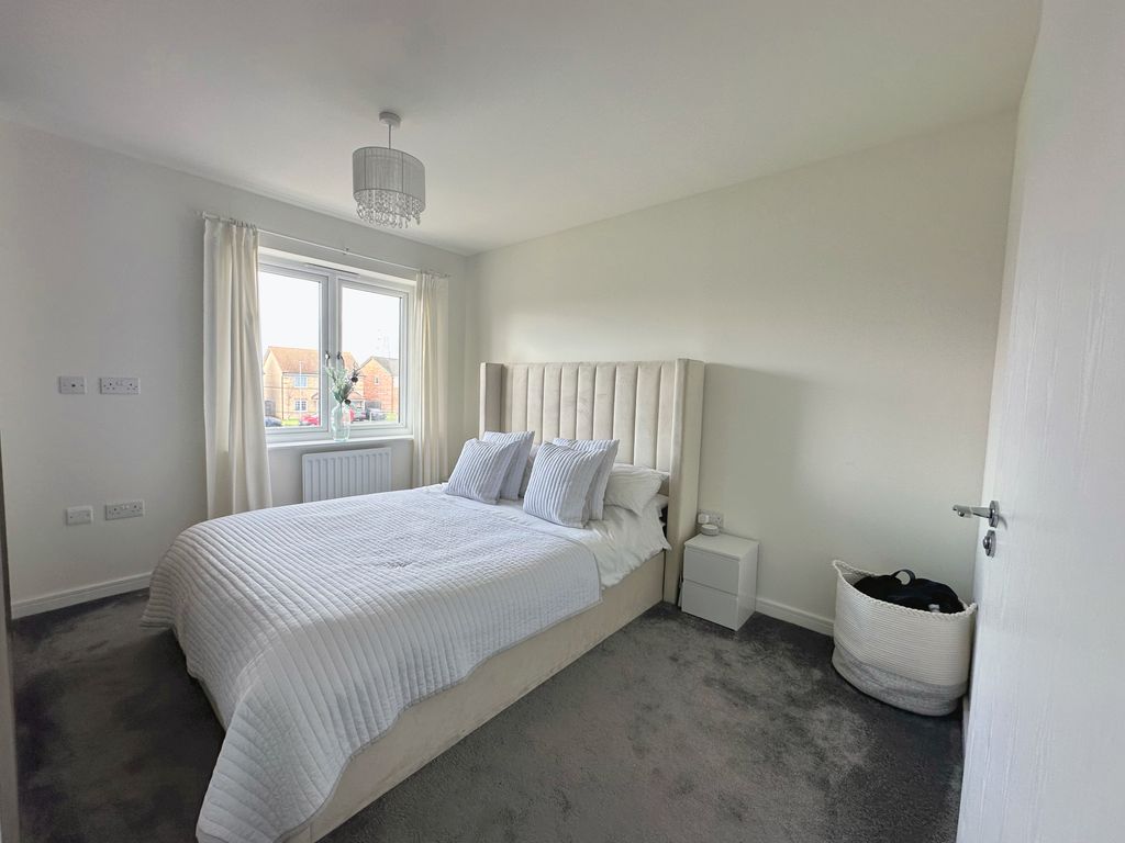 Property photo 3 of 12 B7B157DC-A102-4E61-A61D-B6D5Afad4846
