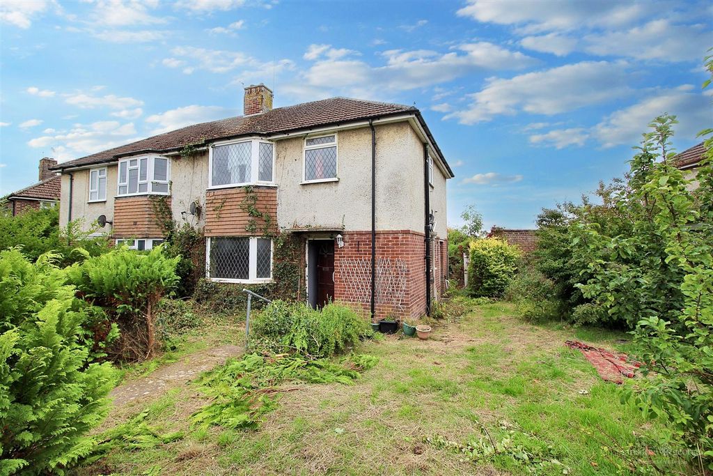 Property photo 1 of 16 Front