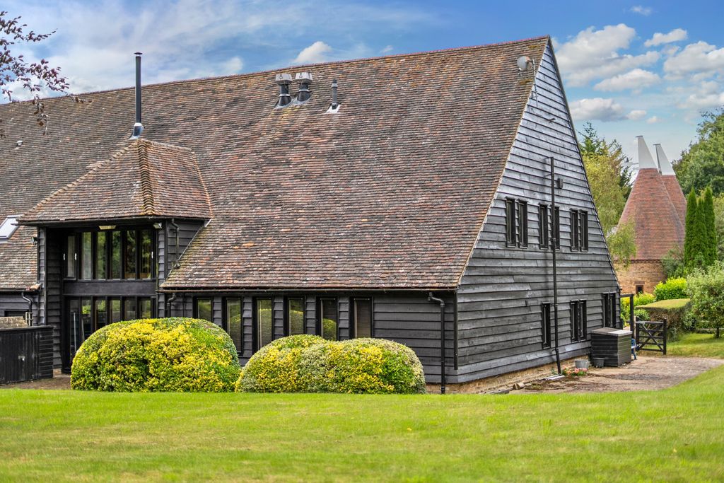 Property photo 1 of 43 External