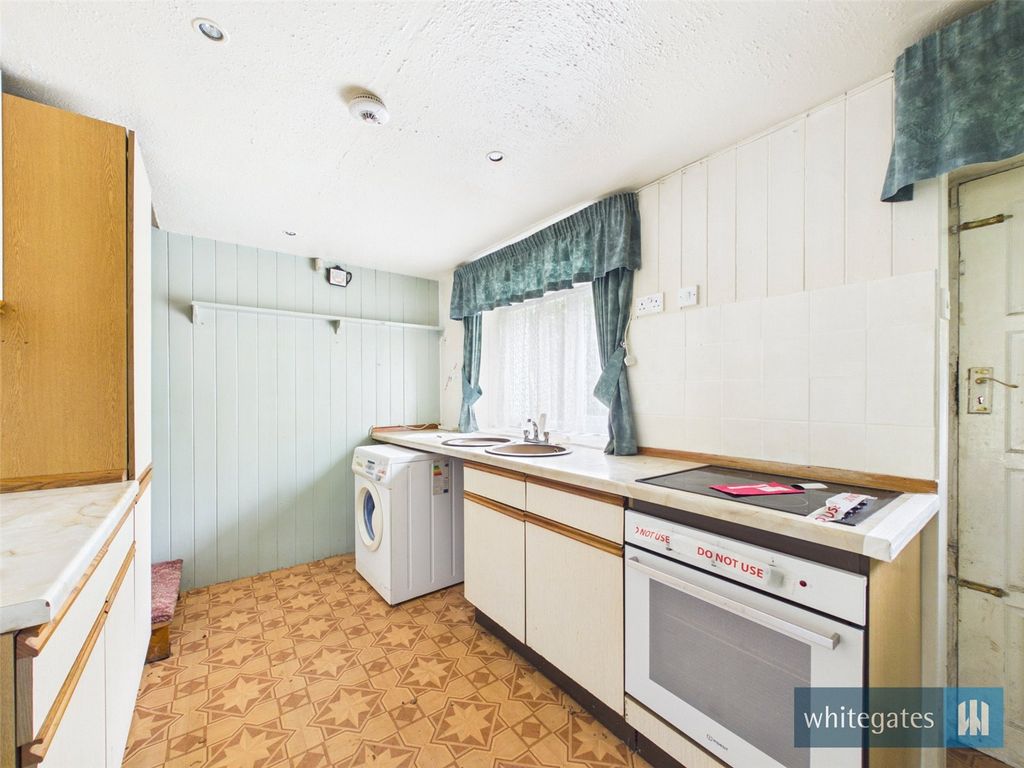 Property photo 3 of 13 Picture No. 01